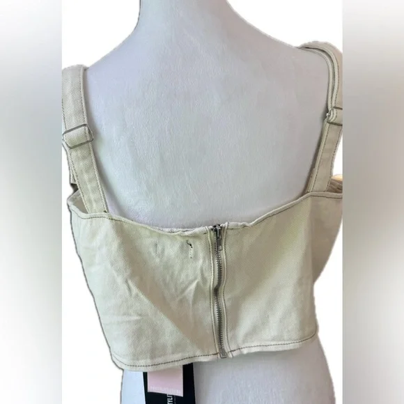 NWT PrettyLittleThing Crop Top Zip Front Pocket & Adjustable Straps Cream Top 10 - Picture 3 of 6
